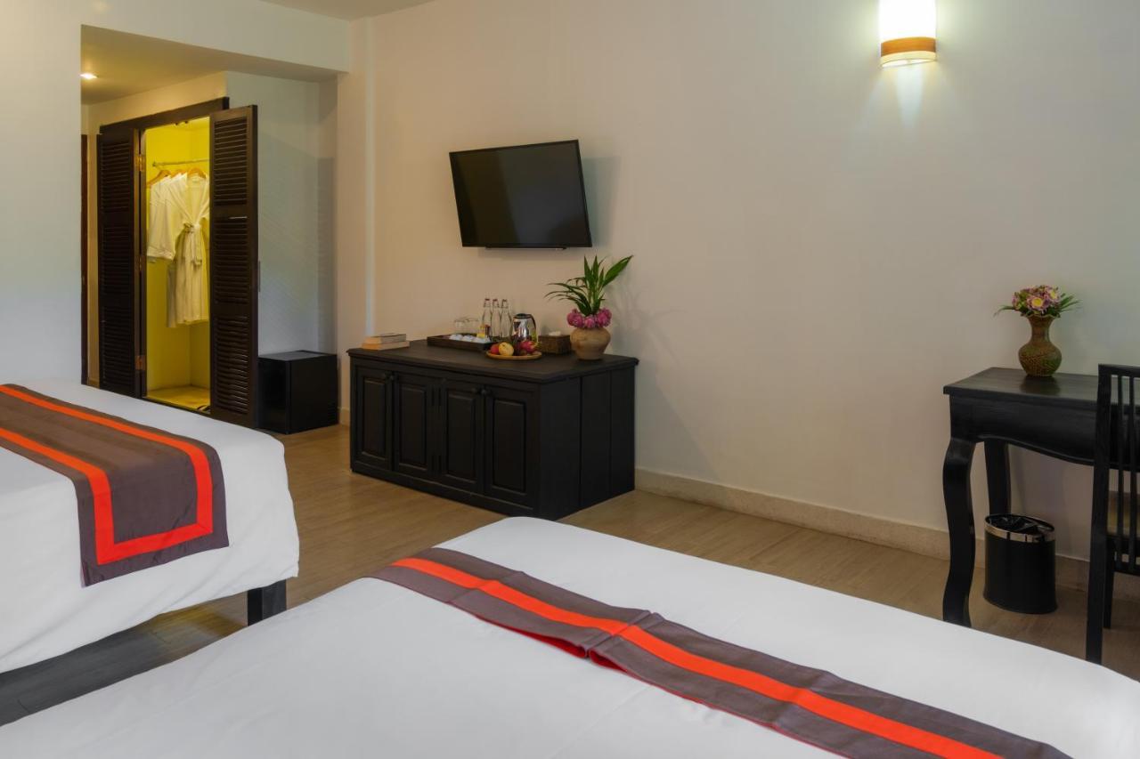 กร็องด์ เอลิเซ ลา เรซิดองซ์ Hotel เสียมราฐ ภายนอก รูปภาพ