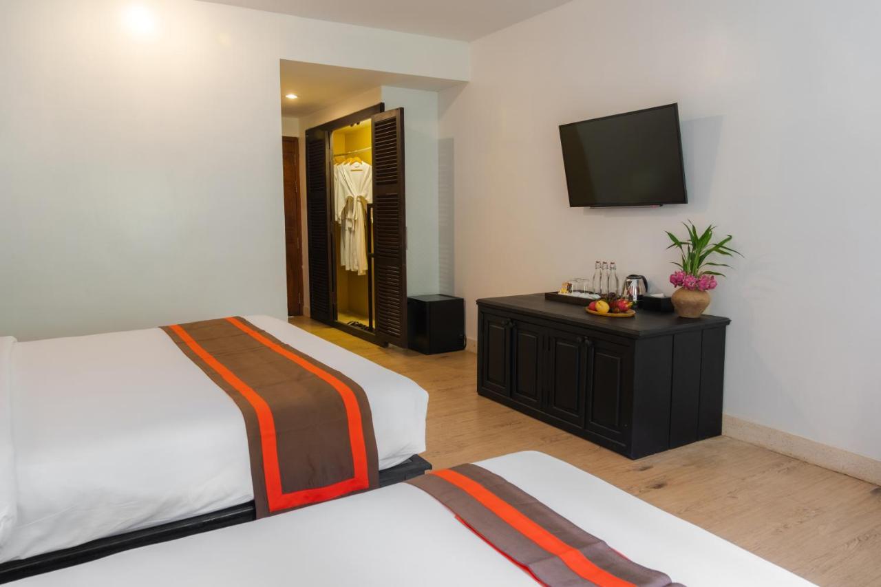 กร็องด์ เอลิเซ ลา เรซิดองซ์ Hotel เสียมราฐ ภายนอก รูปภาพ