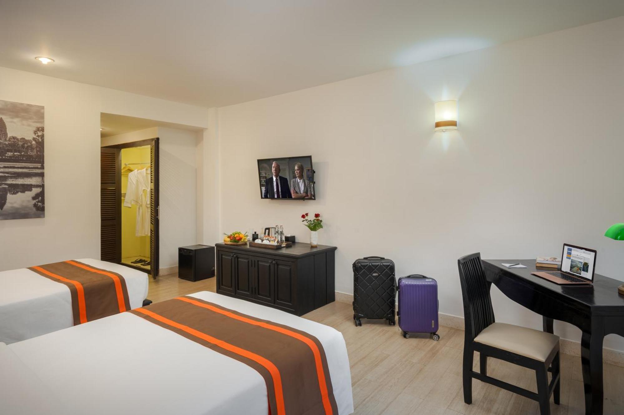 กร็องด์ เอลิเซ ลา เรซิดองซ์ Hotel เสียมราฐ ภายนอก รูปภาพ