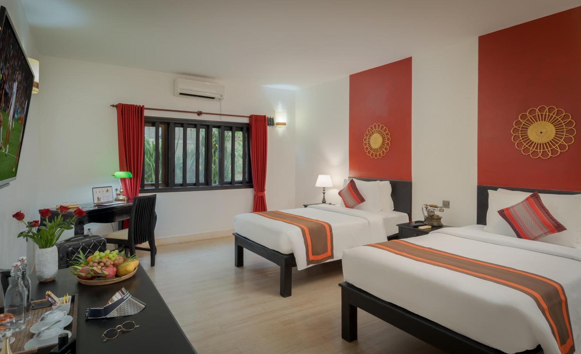 กร็องด์ เอลิเซ ลา เรซิดองซ์ Hotel เสียมราฐ ภายนอก รูปภาพ