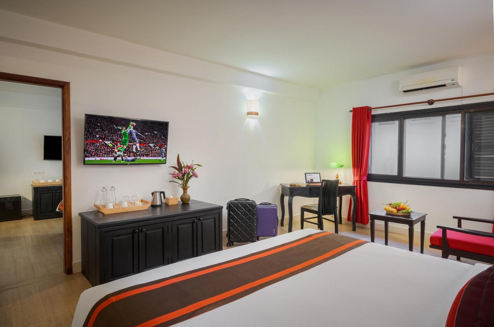 กร็องด์ เอลิเซ ลา เรซิดองซ์ Hotel เสียมราฐ ภายนอก รูปภาพ