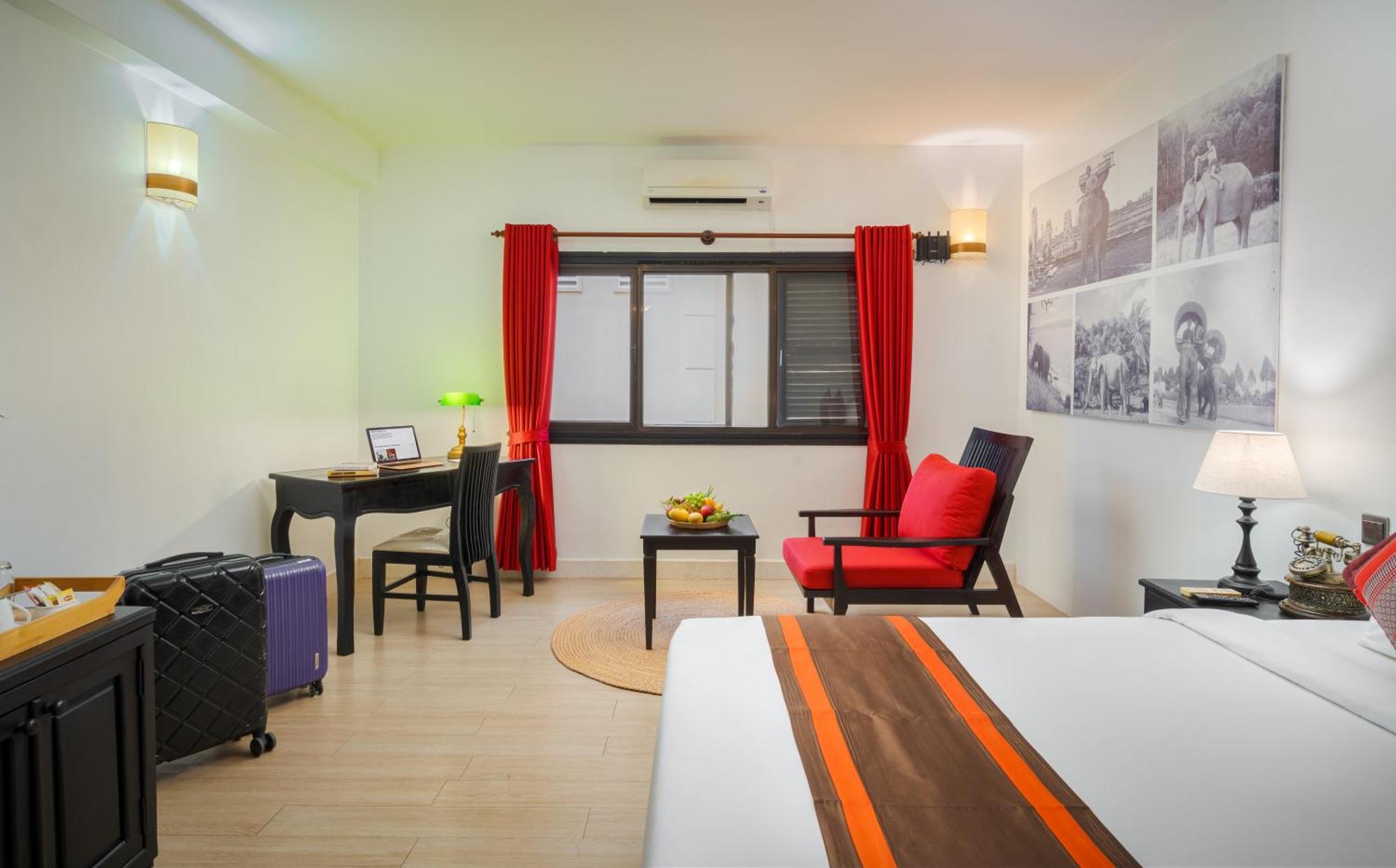 กร็องด์ เอลิเซ ลา เรซิดองซ์ Hotel เสียมราฐ ภายนอก รูปภาพ