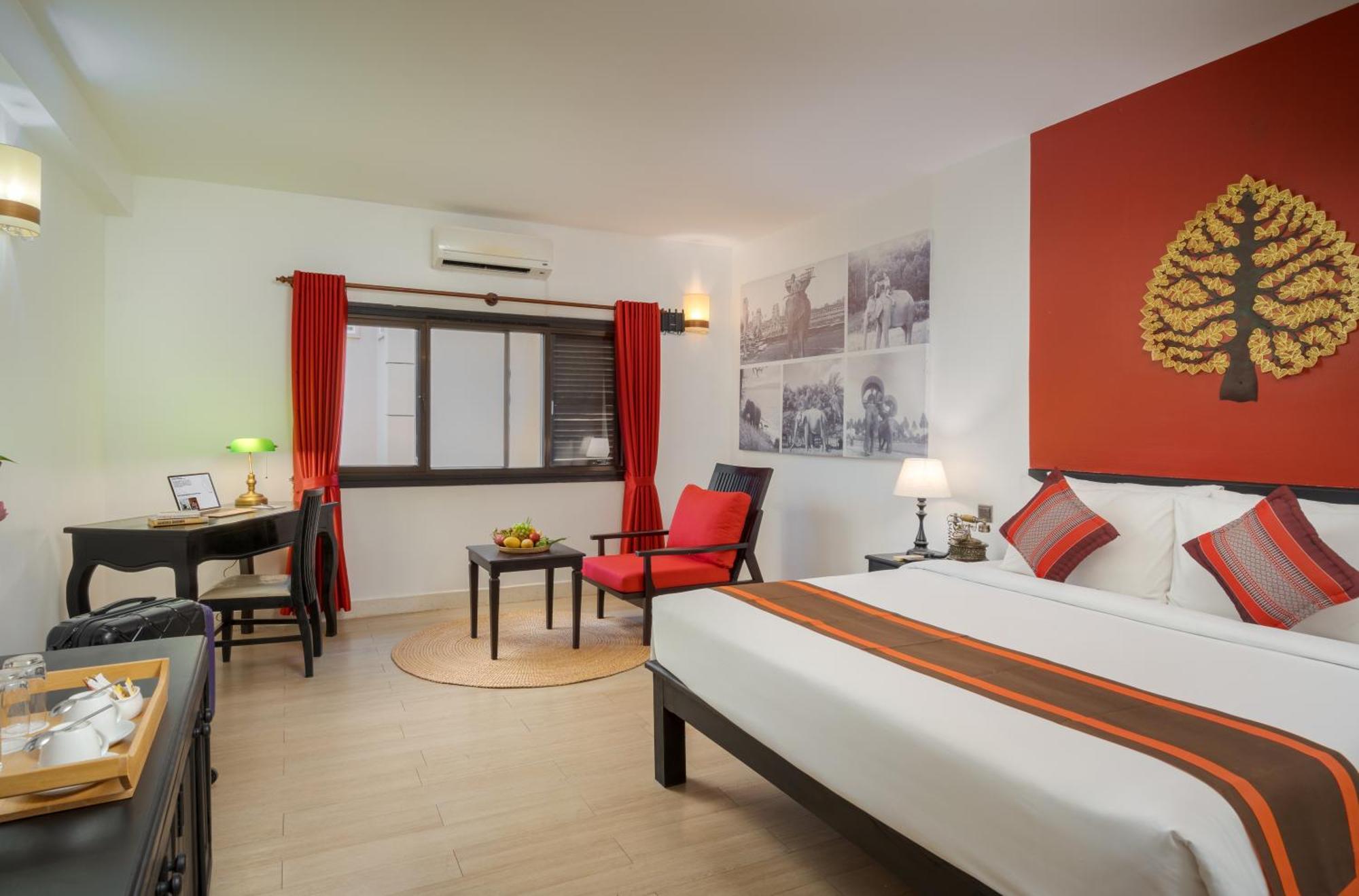 กร็องด์ เอลิเซ ลา เรซิดองซ์ Hotel เสียมราฐ ภายนอก รูปภาพ
